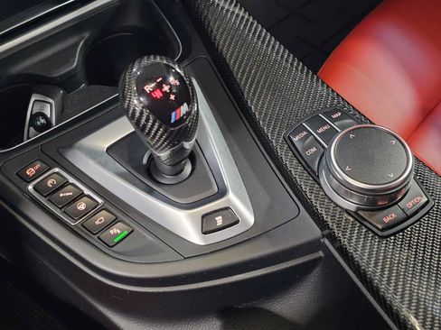 Used 2018 BMW M4 Coupe RWD image 23