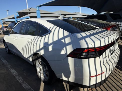 Used 2023 Honda Accord LX image 6