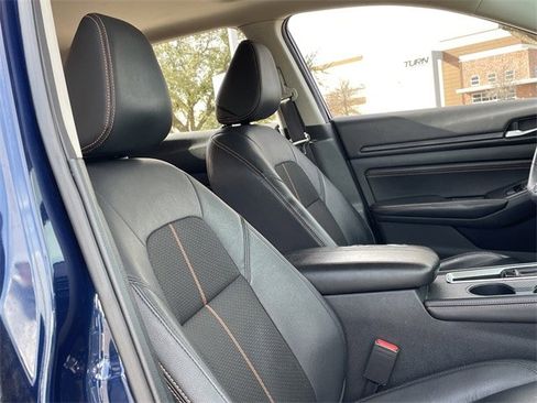 Used 2019 Nissan Altima 2.5 SR w/ SR Premium Package image 24