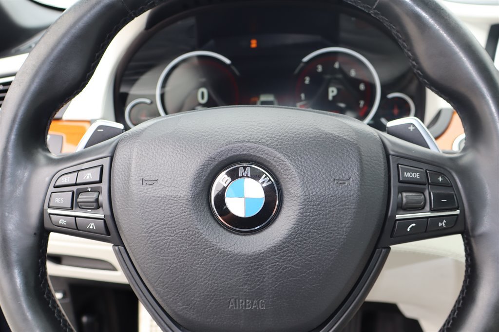 Used 2015 BMW 750Li RWD image 31