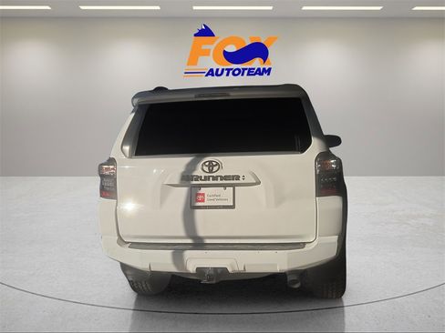 Certified 2020 Toyota 4Runner SR5 Premium image 4