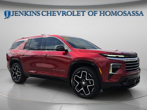 New 2026 Chevrolet Traverse High Country FWD image 2