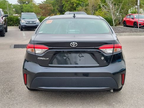 Used 2020 Toyota Corolla L image 5