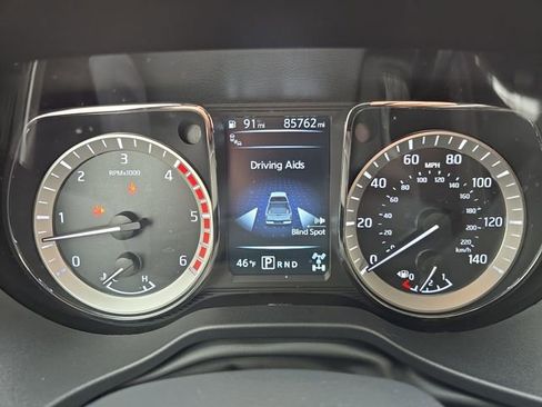 Used 2018 Nissan Titan Platinum Reserve w/ Platinum Utility Package image 15