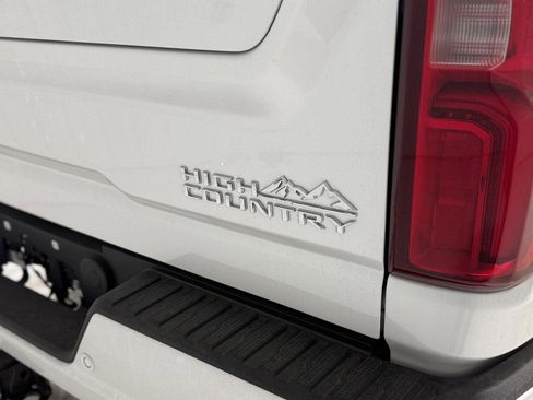 Used 2025 Chevrolet Silverado 3500 High Country w/ High Country Premium Package AWD/4WD image 82