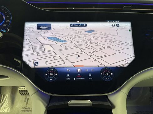 Used 2024 Mercedes-Benz EQE AMG 4MATIC SUV image 16