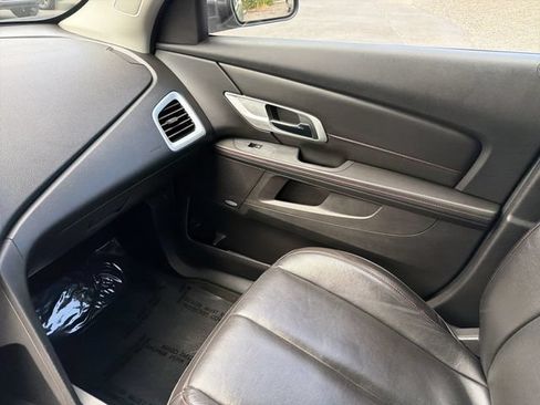 Used 2011 GMC Terrain SLT AWD/4WD image 24