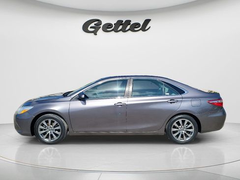 Used 2016 Toyota Camry XLE w/ Moonroof Package FWD image 8