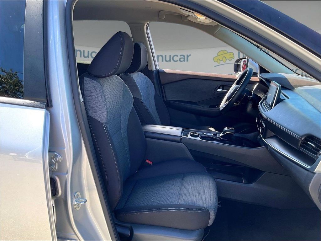 Certified 2023 Nissan Rogue SV AWD/4WD image 11