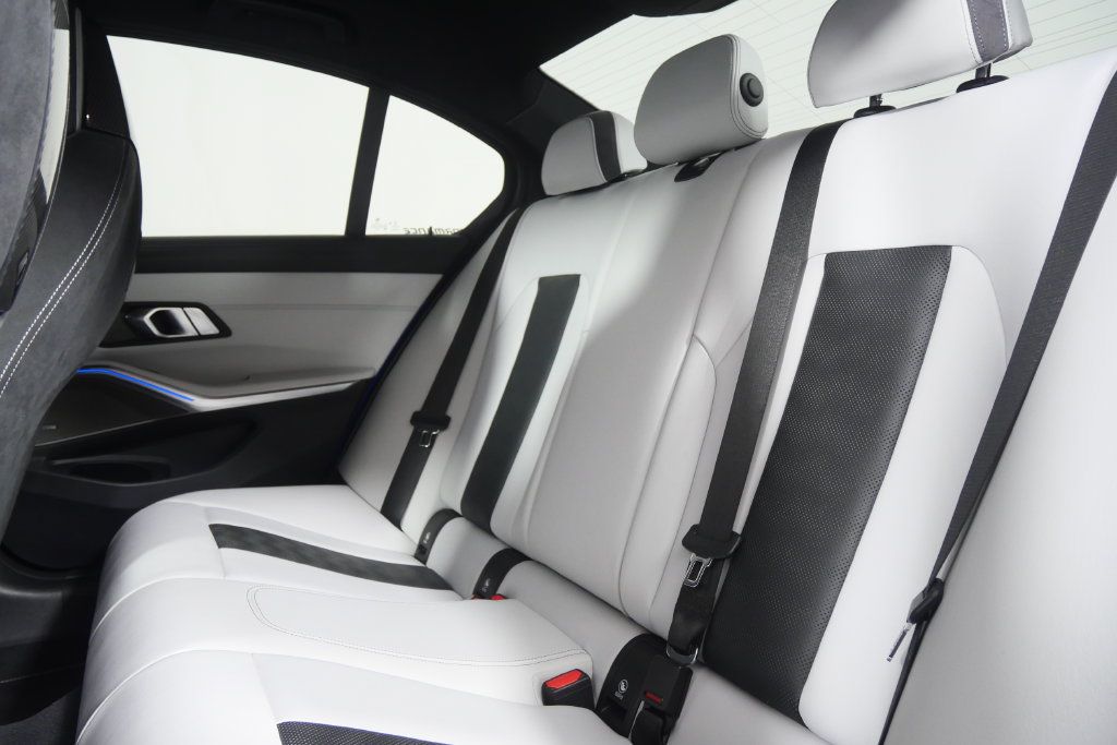 Used 2022 BMW M3 RWD image 25