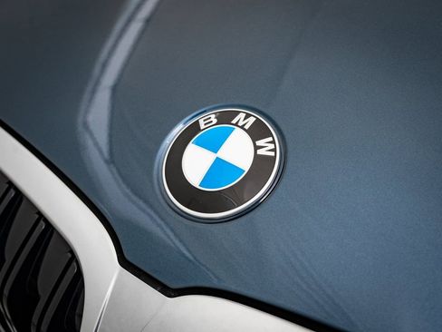 Certified 2025 BMW 330i xDrive Sedan w/ M Sport Package image 3