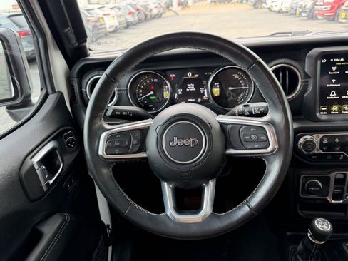 Used 2023 Jeep Wrangler Unlimited Sahara w/ Cold Weather Group AWD/4WD image 20