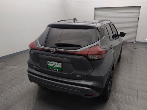 Used 2023 Nissan Kicks SR image 7