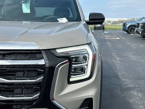 New 2026 GMC Terrain Elevation AWD/4WD image 11