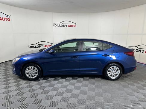 Used 2020 Hyundai Elantra SE FWD image 3