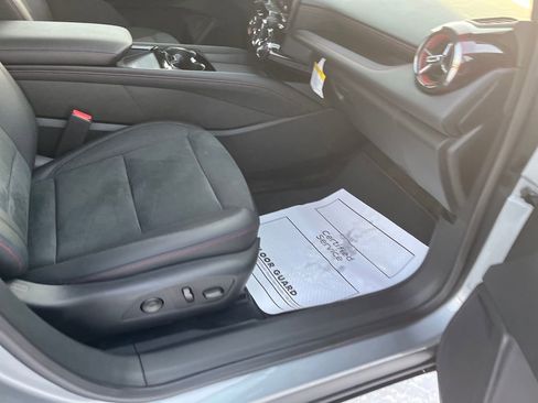 Used 2024 Chevrolet Blazer EV RS image 31