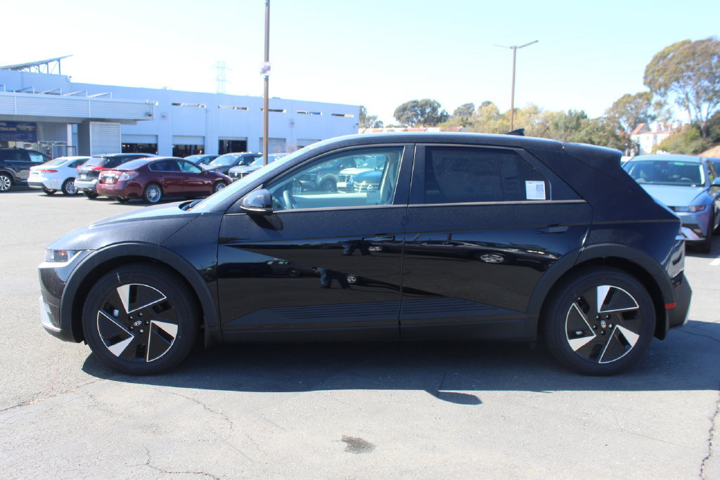 New 2026 Hyundai Ioniq 5 SEL RWD image 2