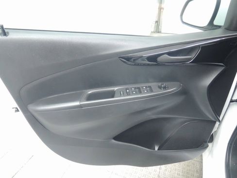 Used 2022 Chevrolet Spark LT image 22