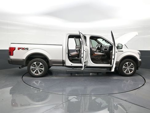 Used 2019 Ford F150 King Ranch w/ Equipment Group 601A Luxury AWD/4WD image 29