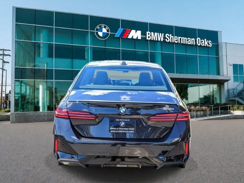 New 2027 BMW 530i w/ M Sport Package RWD image 5