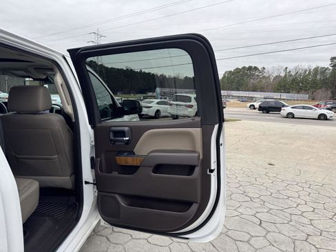 Used 2018 GMC Sierra 1500 SLT w/ SLT Premium Package image 16