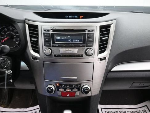 Used 2013 Subaru Outback 2.5i Premium AWD/4WD image 15