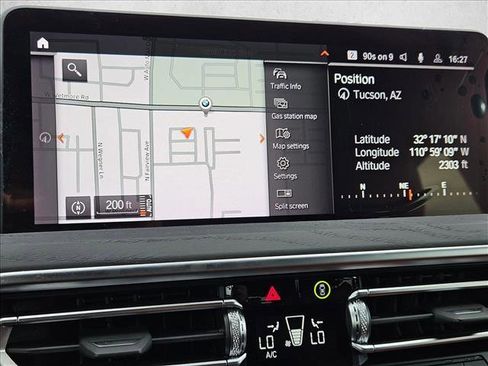 Certified 2025 BMW X4 xDrive30i w/ Premium Package image 15