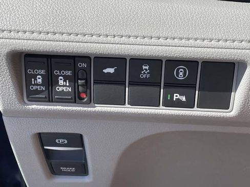 Used 2024 Honda Odyssey Touring image 36
