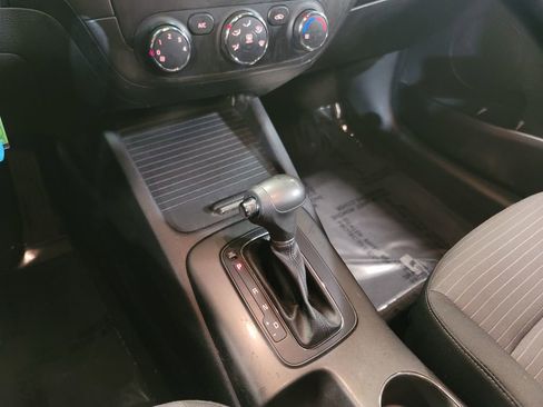 Used 2016 Kia Forte LX w/ LX Popular Plus Package image 17