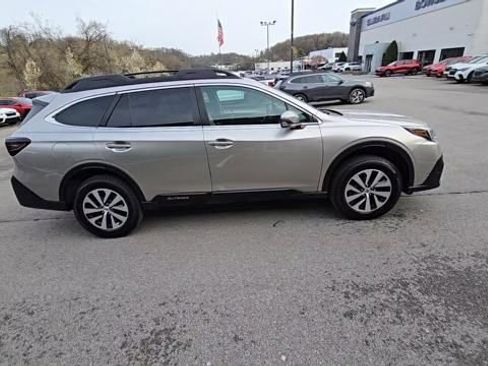 Used 2020 Subaru Outback Premium w/ Popular Package #1 image 7