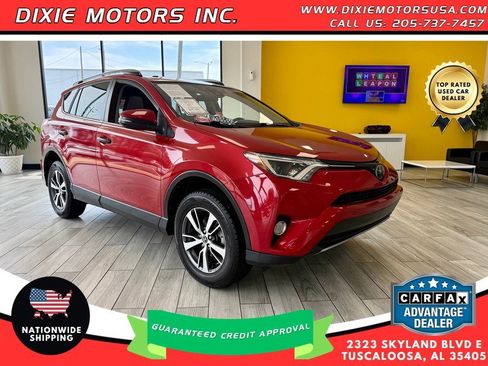 Used 2017 Toyota RAV4 XLE FWD image 1