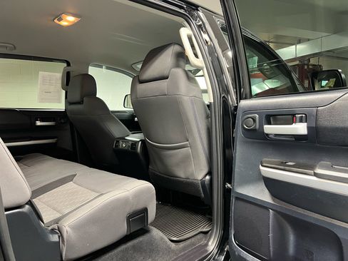 Used 2016 Toyota Tundra SR5 image 18