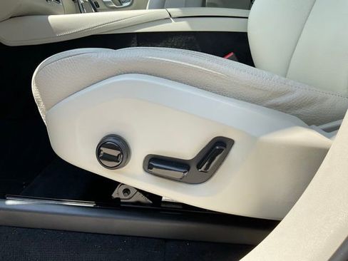 Certified 2025 Volvo XC90 B5 Core AWD/4WD image 14
