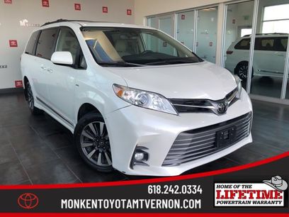 Used 2019 Toyota Sienna XLE