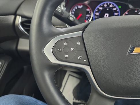 Used 2023 Chevrolet Traverse Premier AWD/4WD image 20