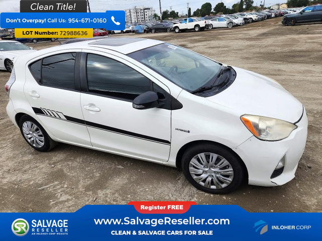 Used 2013 Toyota Prius C Three FWD image 5