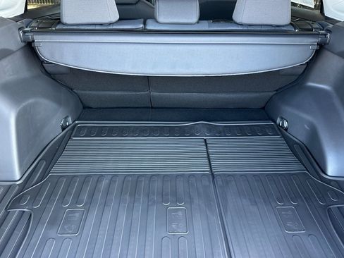 New 2025 Toyota RAV4 XLE image 18