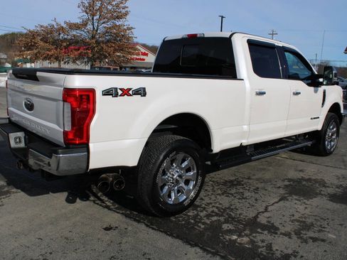 Used 2019 Ford F250 Lariat w/ Lariat Ultimate Package image 5