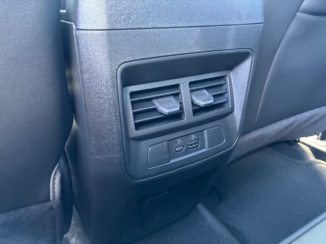 New 2026 Chevrolet Colorado ZR2 w/ Technology Package AWD/4WD image 18