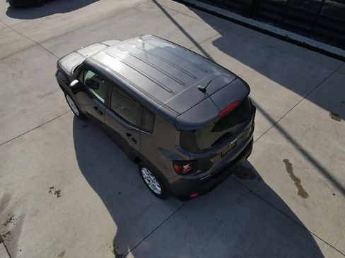 Used 2017 Jeep Renegade Sport w/ Power & Air Group image 52