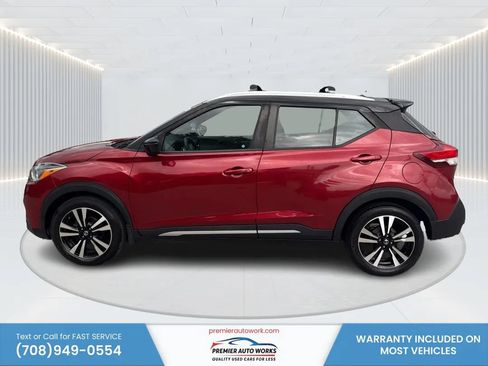 Used 2018 Nissan Kicks SR w/ Exterior Package FWD image 9