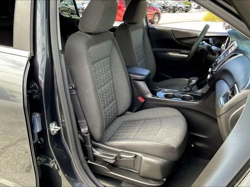 Used 2023 Chevrolet Equinox LT image 6