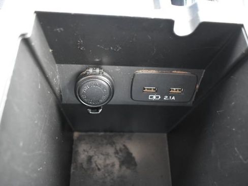 Used 2022 Subaru Crosstrek 2.5i Sport w/ Moonroof Package AWD/4WD image 31