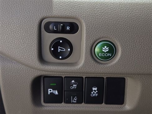 Used 2021 Honda Pilot Touring image 26