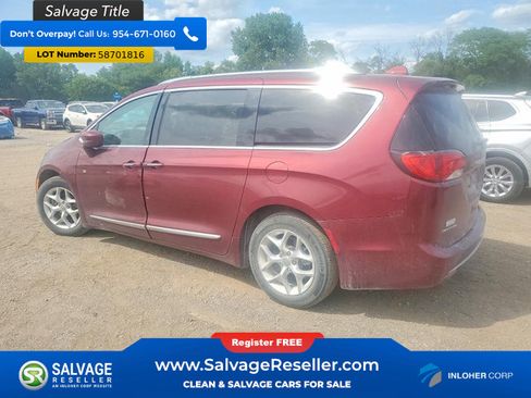Used 2017 Chrysler Pacifica Touring-L Plus w/ Tire & Wheel Group FWD image 3