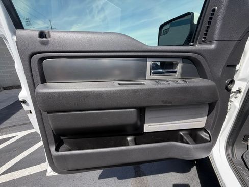 Used 2013 Ford F150 Raptor w/ Plus Pkg AWD/4WD image 10