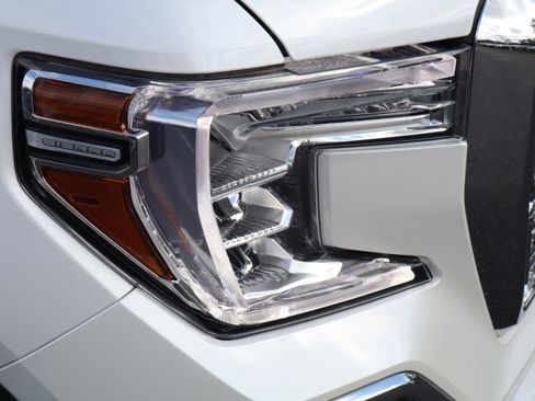 Used 2021 GMC Sierra 1500 Denali w/ Driver Alert Package II image 21