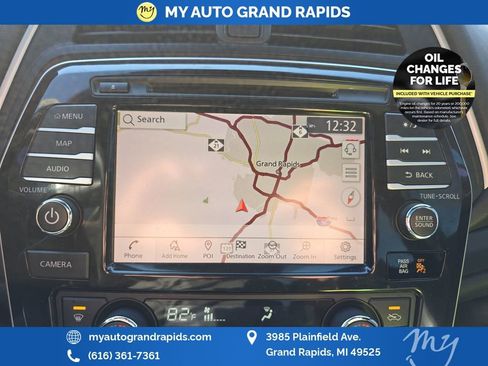 Used 2023 Nissan Maxima SR w/ Sport Mat Group image 19
