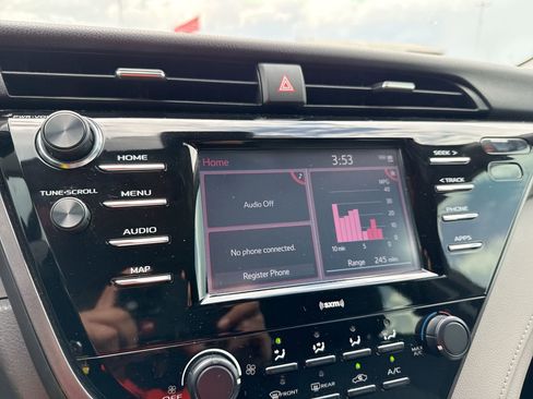 Certified 2020 Toyota Camry LE FWD image 12