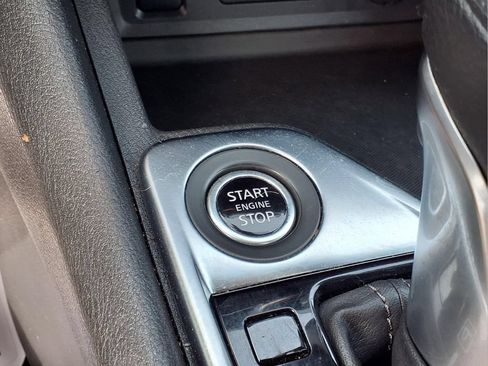 Used 2024 Nissan Sentra SV FWD image 15